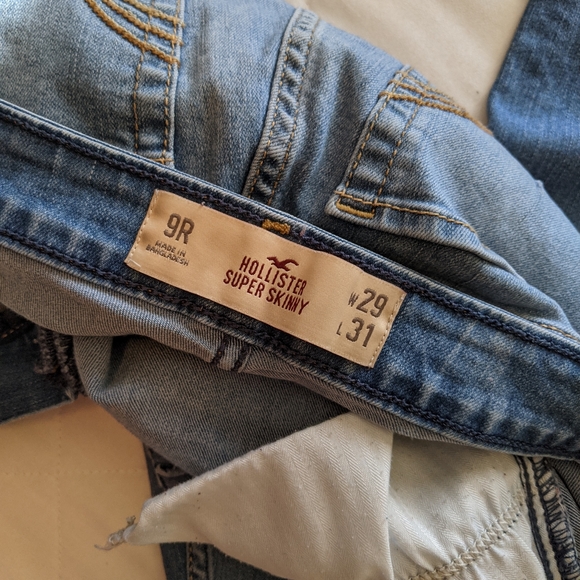 Hollister  Jeans - Picture 5 of 11